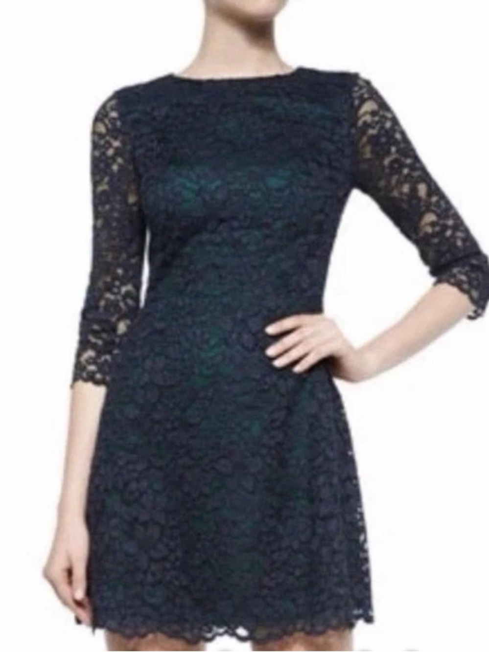 TORY BURCH Dress Blue Lace Green lined floral lace sheath cocktail dress